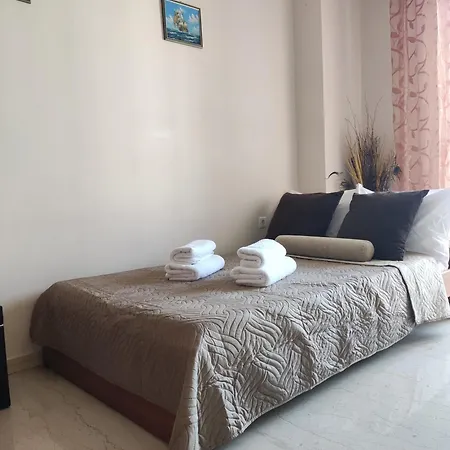Georgia Apartment *